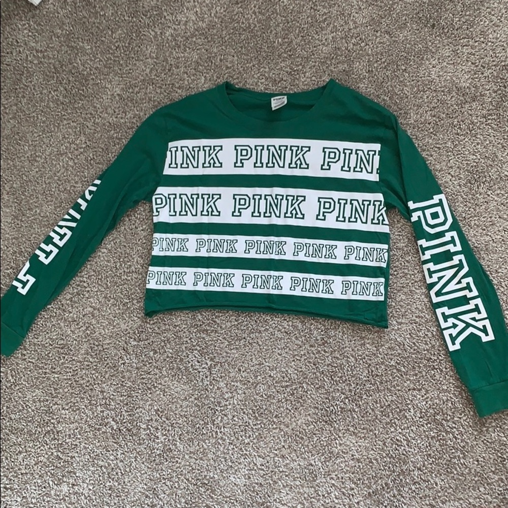 PINK Victoria’s Secret cropped longe sleeve shirt